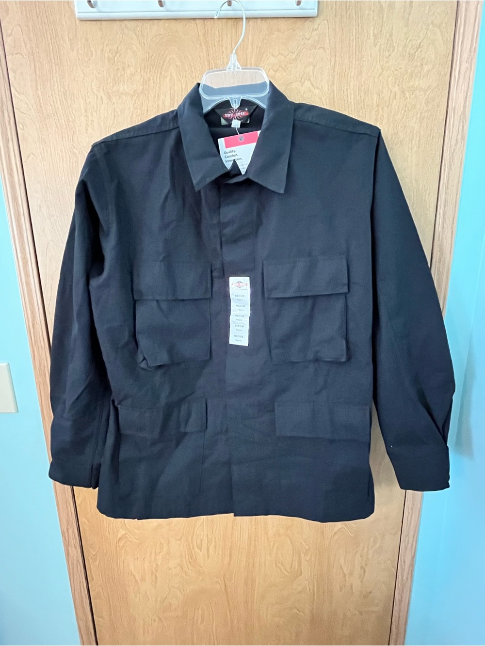 Tru Spec Men's Black Field Tactical Button Down Jacket Size Medium 4 Pockets NWT